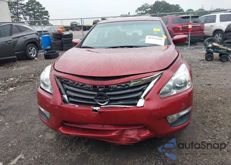 2015 Nissan Altima 2.5 S z USA, uszkodzony, nr VIN 1N4AL3AP5FC592369